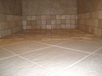Curb Free Tile Roll-in showers (13)